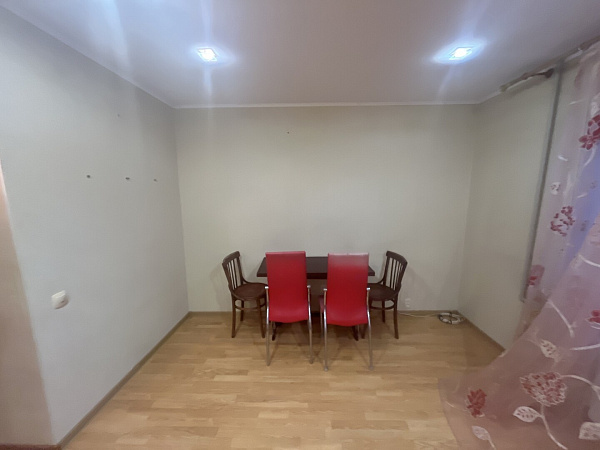 2-к квартира, 60 кв.м.
