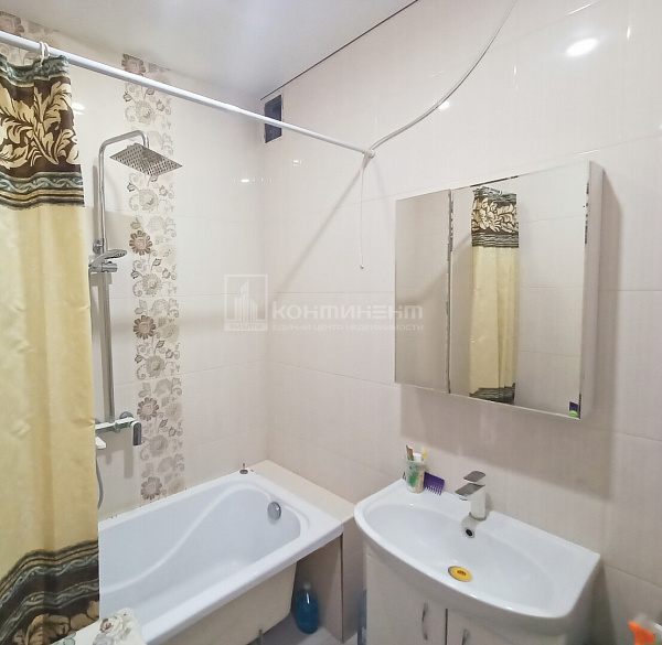 2-к квартира, 66 кв.м.