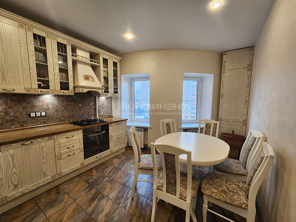 4-к квартира, 110 кв.м.